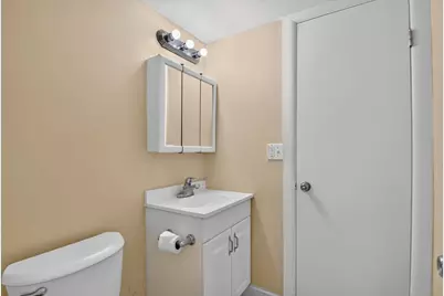 1505 Crescent Circle #B24, Lake Park, FL 33403 - Photo 24