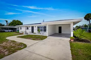 216 W Arbor Ave, Port Saint Lucie, FL 34952 - Photo 2