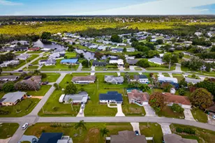 216 W Arbor Ave, Port Saint Lucie, FL 34952 - Photo 34