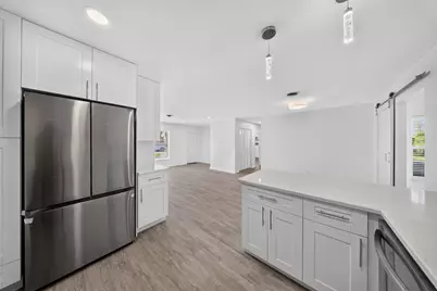 216 W Arbor Avenue, Port Saint Lucie, FL 34952 - Photo 10