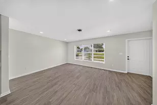 216 W Arbor Ave, Port Saint Lucie, FL 34952 - Photo 4