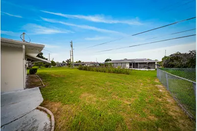216 W Arbor Avenue, Port Saint Lucie, FL 34952 - Photo 32