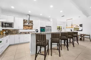 8152 Bradford Way, Parkland, FL 33076 - Photo 14