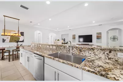 8152 Bradford Way, Parkland, FL 33076 - Photo 14