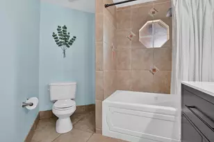 2640 Millwood Ct, Davie, FL 33328 - Photo 22