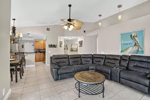 2640 Millwood Ct, Davie, FL 33328 - Photo 6