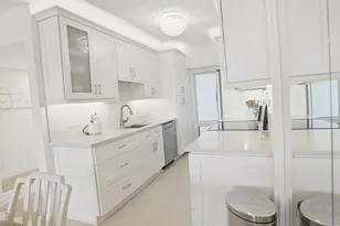921 Spanish Cir, Delray Beach, FL 33483 - Photo 6