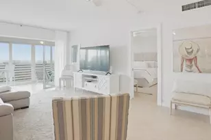 921 Spanish Cir, Delray Beach, FL 33483 - Photo 2