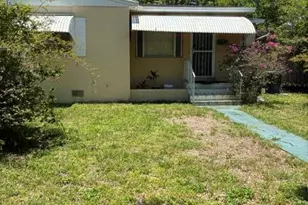 800 NW 133rd St, North Miami, FL 33168 - Photo 1