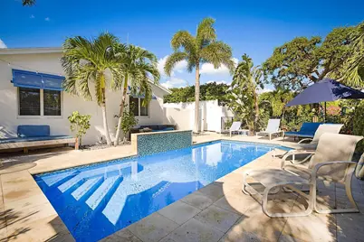 334 NE 7th Avenue, Delray Beach, FL 33483 - Photo 1
