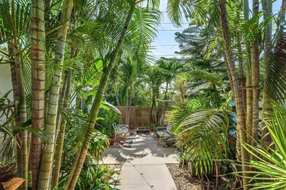 334 NE 7th Avenue, Delray Beach, FL 33483 - Photo 24