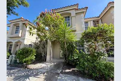 910 Summit Lake Drive, West Palm Beach, FL 33406 - Photo 18