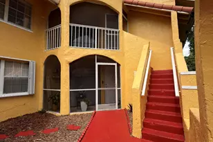 15605 SW 74th Cir Dr, Miami, FL 33193 - Photo 2