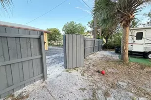 714 S H St, Lake Worth, FL 33460 - Photo 64