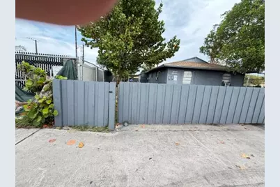 714 S H Street, Lake Worth, FL 33460 - Photo 2