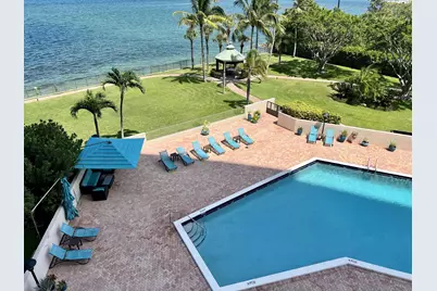5200 N Flagler Drive #503, West Palm Beach, FL 33407 - Photo 2