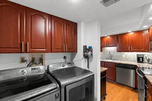 625 Oaks Dr, Pompano Beach, FL 33069 - Photo 12