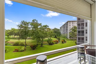 625 Oaks Drive #405, Pompano Beach, FL 33069 - Photo 18