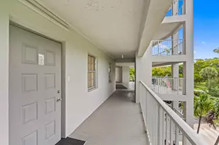 625 Oaks Dr, Pompano Beach, FL 33069 - Photo 46