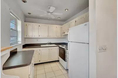 332 Sheffield N, West Palm Beach, FL 33417 - Photo 6