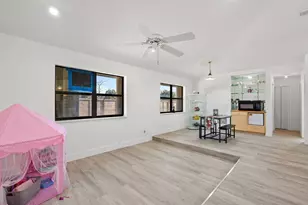 434 SW Jeanne Ave, Port Saint Lucie, FL 34953 - Photo 16