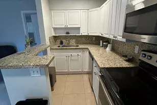 925 NE 17th Ave, Fort Lauderdale, FL 33304 - Photo 2