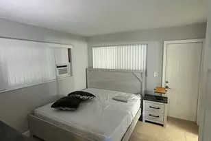 925 NE 17th Ave, Fort Lauderdale, FL 33304 - Photo 4