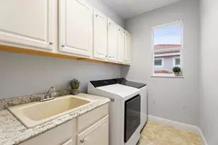 12140 Aviles Cir, Palm Beach Gardens, FL 33418 - Photo 32