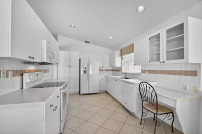 11769 Castellon Court, Boynton Beach, FL 33437 - Photo 6