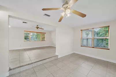 301 N 65th Way, Hollywood, FL 33024 - Photo 14