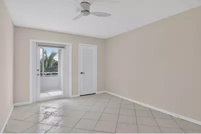 3057 Yarmouth C, Boca Raton, FL 33434 - Photo 12
