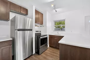 732 SE 15th St, Fort Lauderdale, FL 33316 - Photo 2