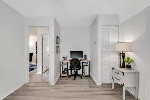 216 Lake Dora Dr, West Palm Beach, FL 33411 - Photo 22