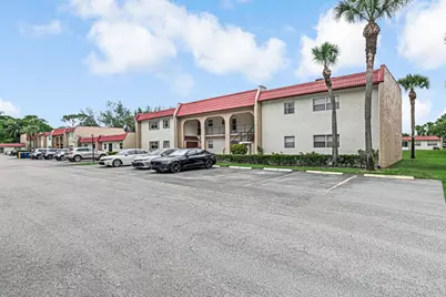 216 Lake Dora Drive, West Palm Beach, FL 33411 - Photo 2