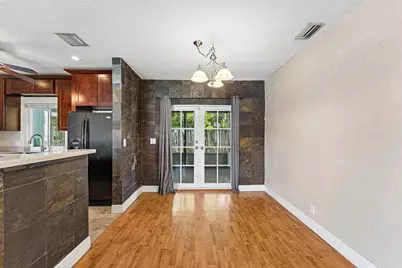 301 SE 3rd Street, Deerfield Beach, FL 33441 - Photo 8