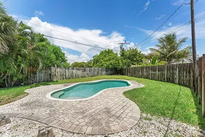 301 SE 3rd Street, Deerfield Beach, FL 33441 - Photo 30