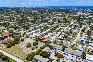 301 SE 3rd St, Deerfield Beach, FL 33441 - Photo 38