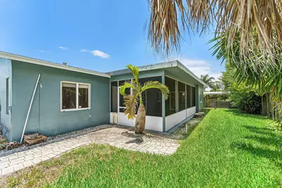 301 SE 3rd Street, Deerfield Beach, FL 33441 - Photo 28