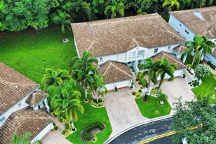 7880 Laina Ln, Boynton Beach, FL 33437 - Photo 4