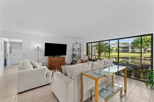 6864 Willow Wood Dr, Boca Raton, FL 33434 - Photo 4