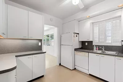 1725 N Lakeside Drive, Lake Worth, FL 33460 - Photo 20