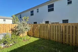 1154 SE 2nd St, Florida City, FL 33034 - Photo 30