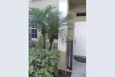 2410 SE Union Park Drive, Port Saint Lucie, FL 34952 - Photo 2