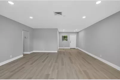 2755 NE 28th Avenue #E2, Lighthouse Point, FL 33064 - Photo 6