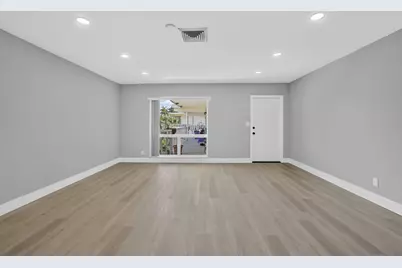 2755 NE 28th Avenue #E2, Lighthouse Point, FL 33064 - Photo 10