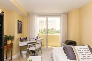 2001 N Ocean Blvd, Fort Lauderdale, FL 33305 - Photo 16