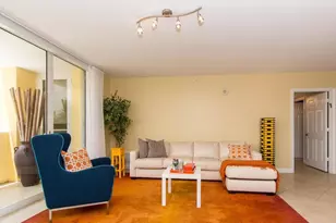 2001 N Ocean Blvd, Fort Lauderdale, FL 33305 - Photo 10