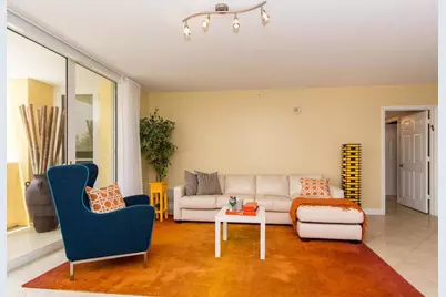 2001 N Ocean Boulevard #202, Fort Lauderdale, FL 33305 - Photo 8