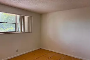 850 E Commercial Blvd, Oakland Park, FL 33334 - Photo 8