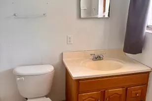 850 E Commercial Blvd, Oakland Park, FL 33334 - Photo 14